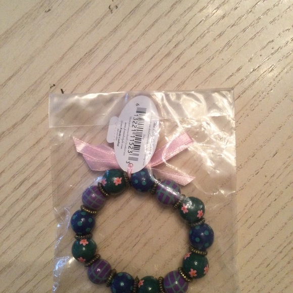 Lot of 8 Lilly Collection Bracelets - Picture 6 of 9